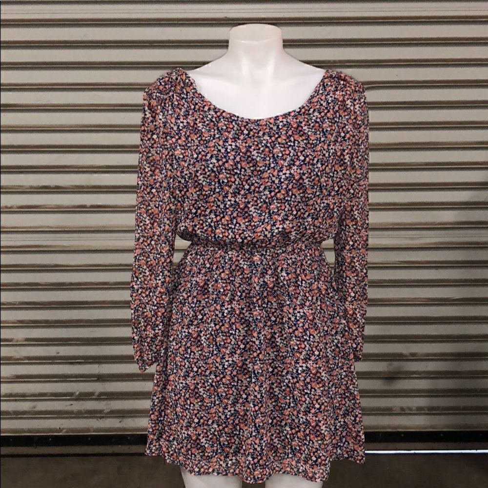 🛍️Doe and Rae dress size XS